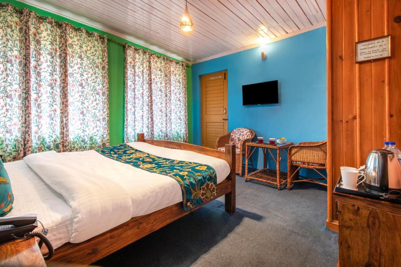 Hotel Little Silver Pahalgam Exterior photo